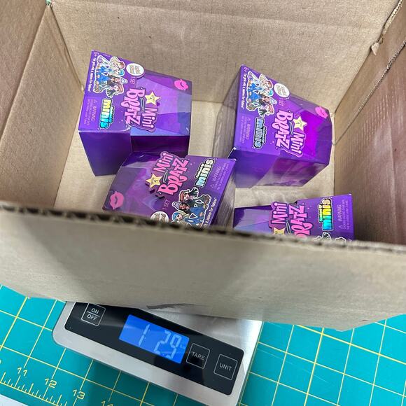 Lot of 4 MINI BRATZ SERIES 1 Mystery Boxes FLASHBACK Minis NEW Sealed Toys - Picture 14 of 14